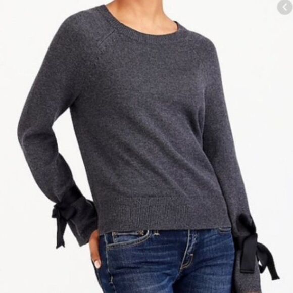 J Crew Mercantile Merino Wool Bow Sleeve Sweater - Picture 1 of 8